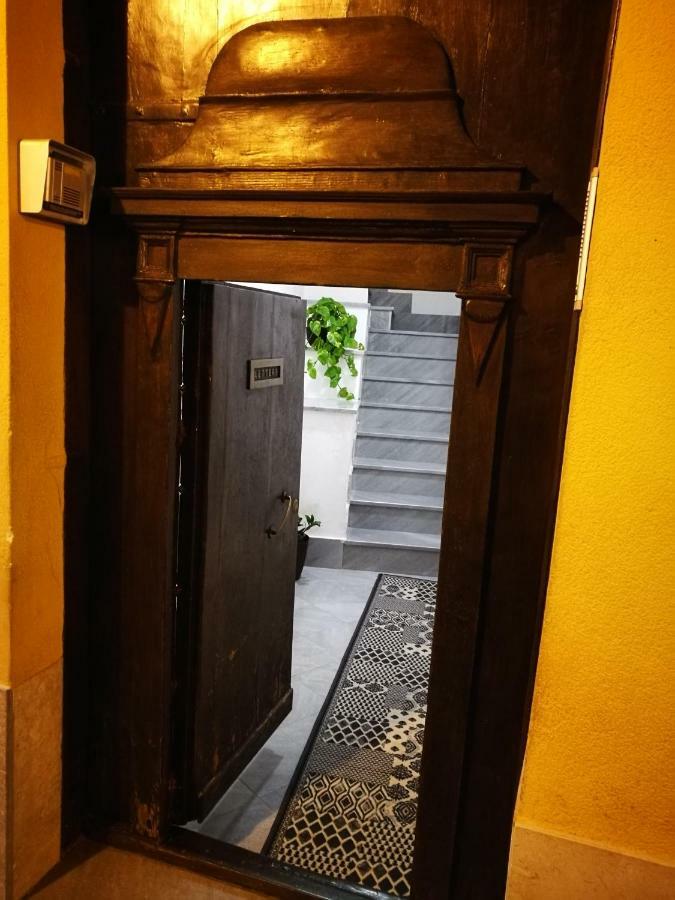 Bnb Donnalaura Каріні Екстер'єр фото